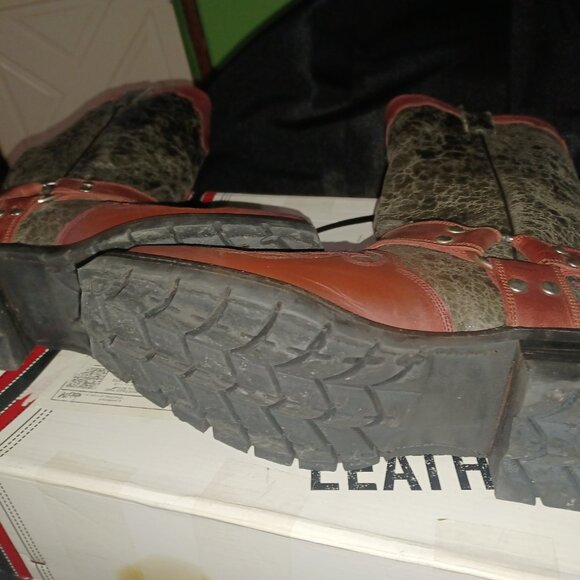 ROCKIN LEATHER HARNESS BOOTS - Picture 6 of 6